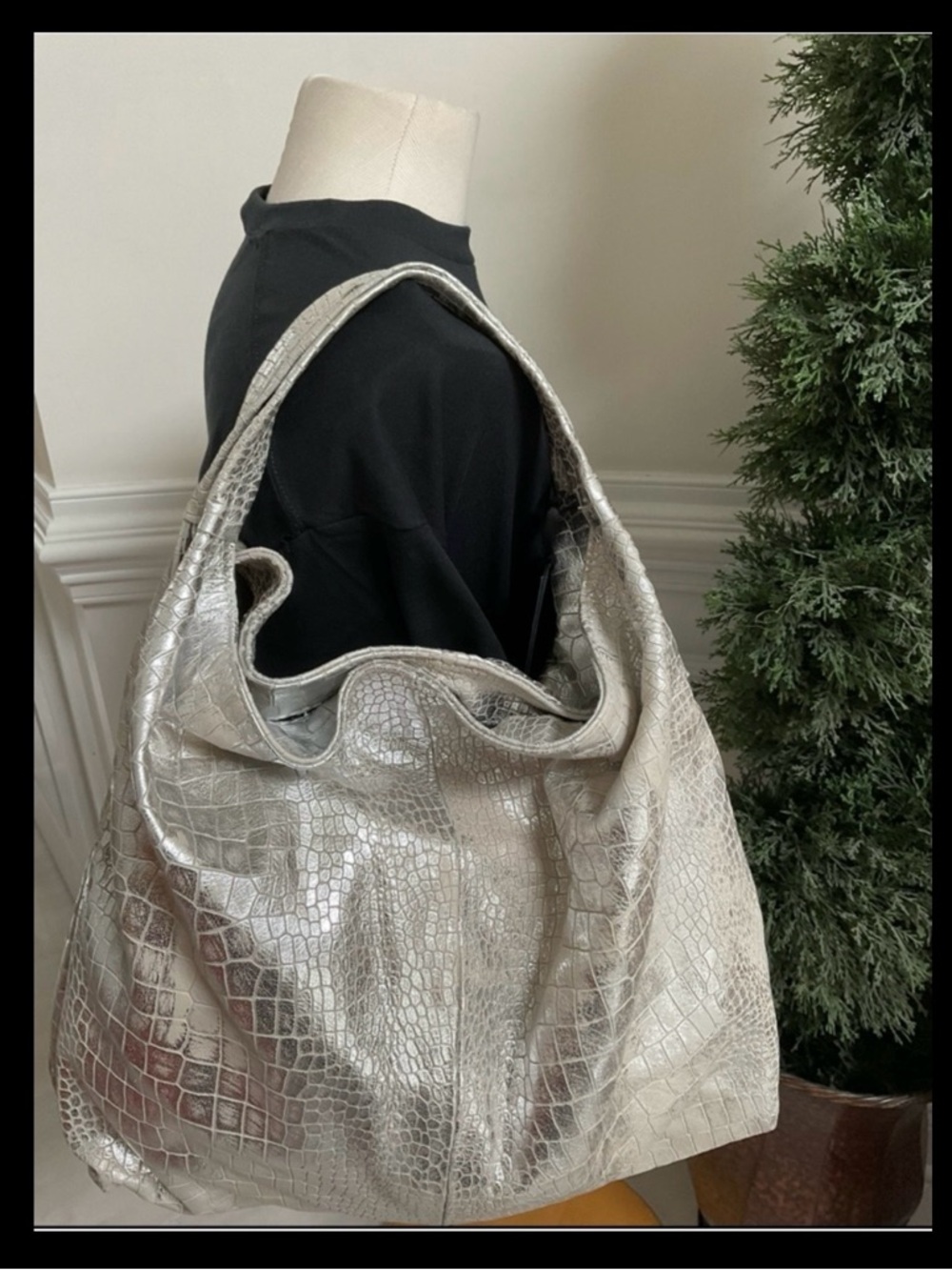 Laura Di Maggio Metallic Silver Croc-Embossed Hobo Bag (NWT)